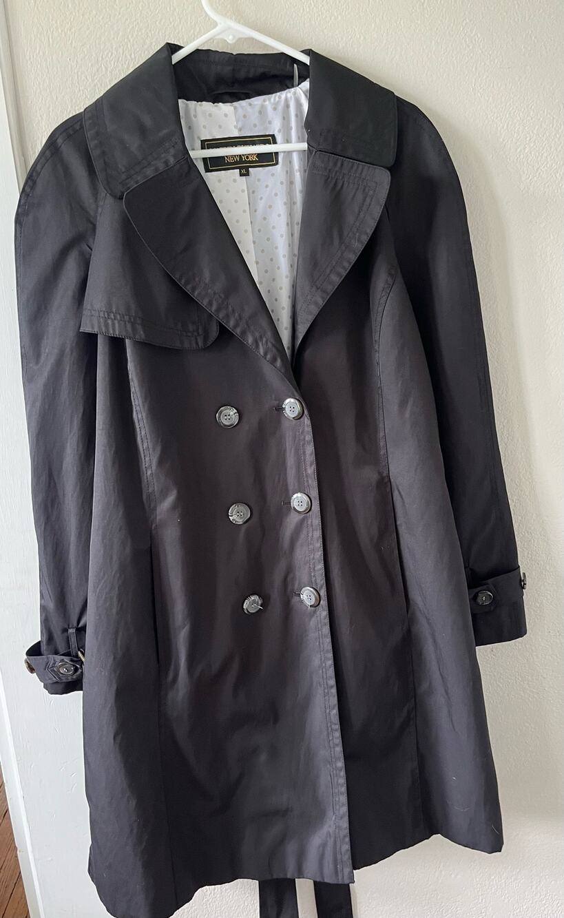 Marvin Richards black trench coat size XL